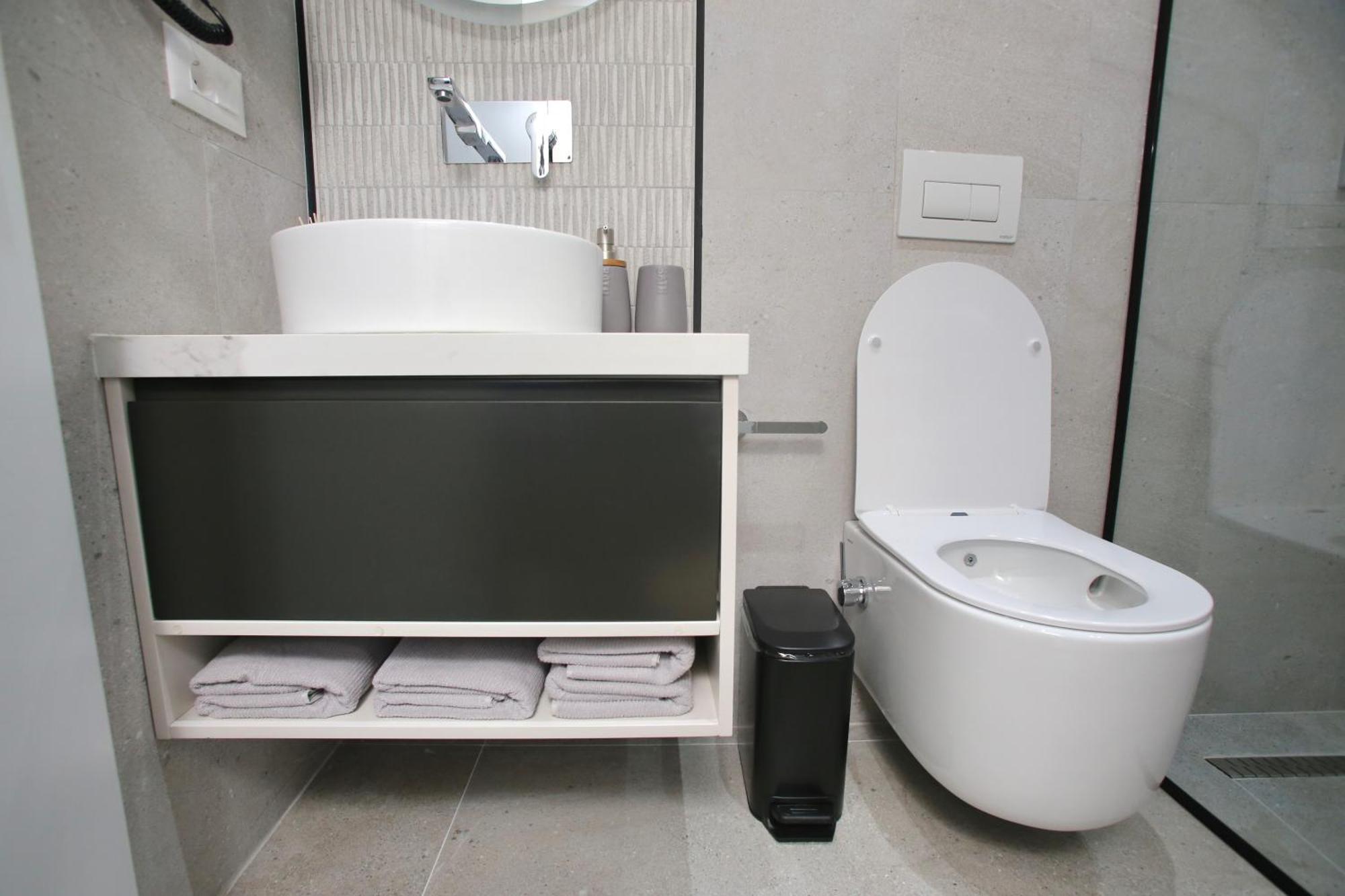 Luxurious Studio-Apartment Durres Bagian luar foto
